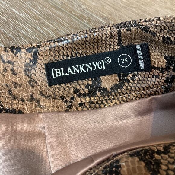 Blank NYC “Anaconduh” Skirt - Picture 6 of 10